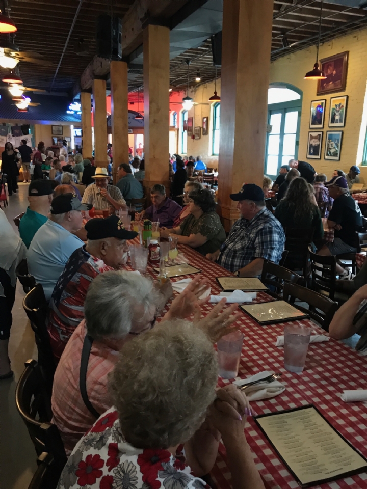 Oregon visits BIG EASY for VFW National Convention